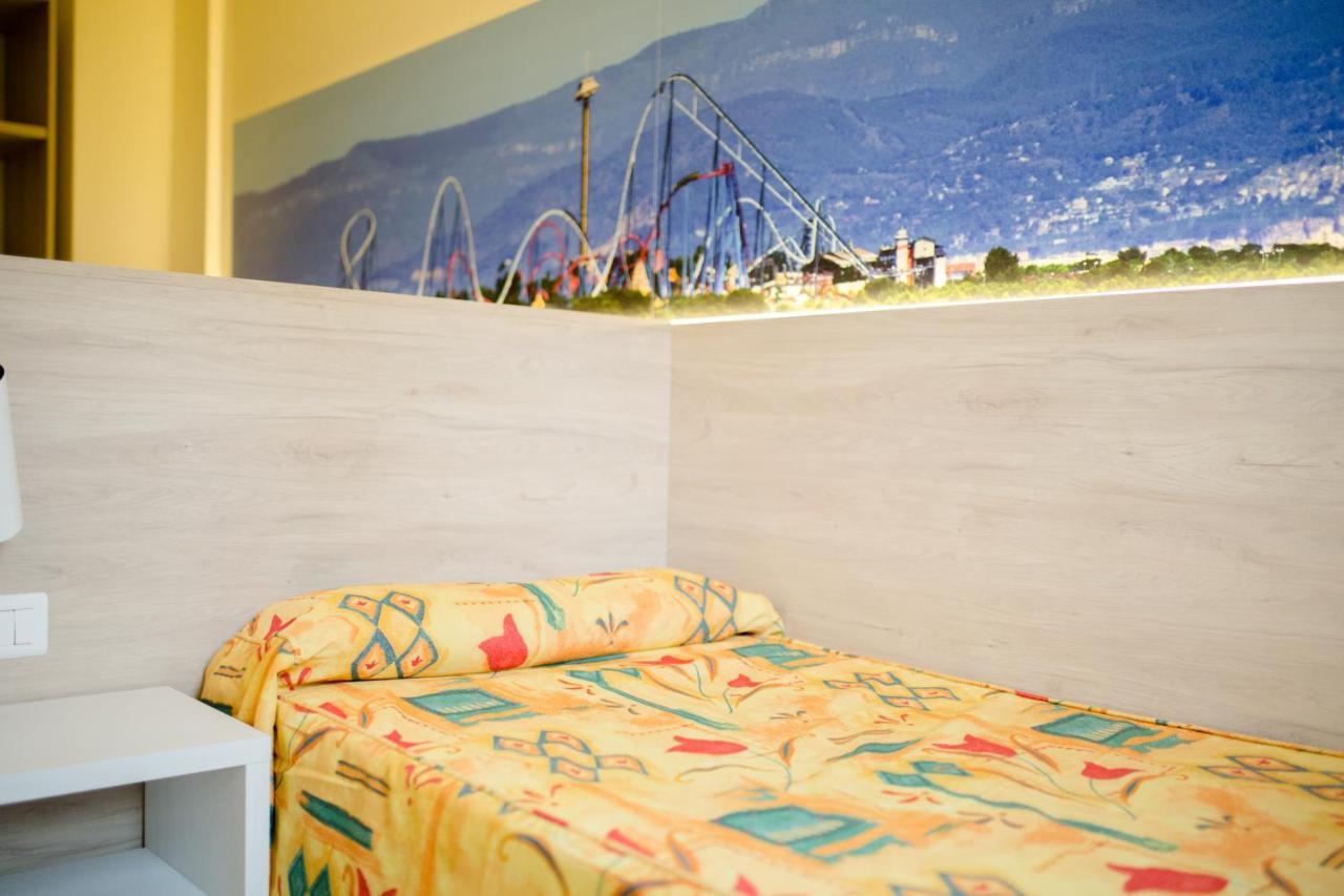 Festival Village Apartments Salou Exterior photo